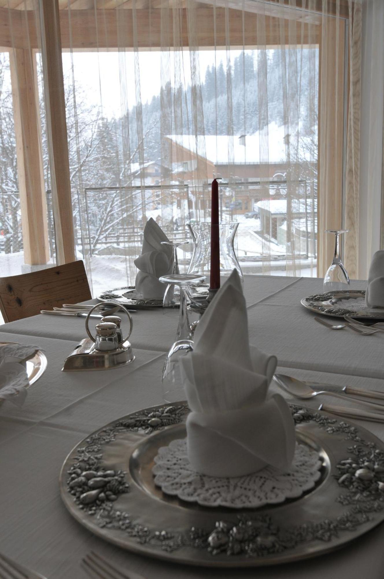 Chalet Laura Lodge Hotel مادونا دي كامبيليو المظهر الخارجي الصورة