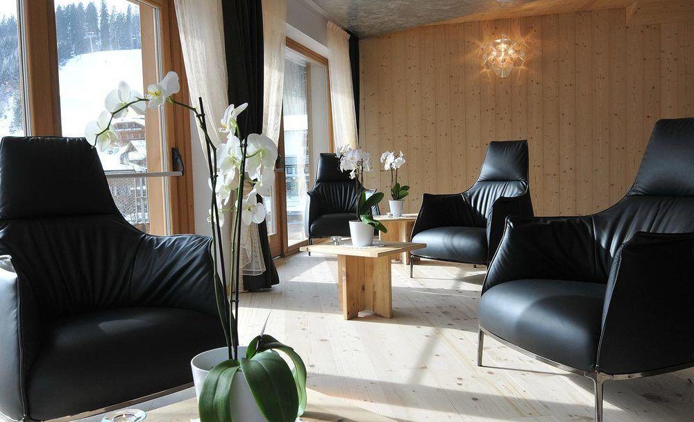 Chalet Laura Lodge Hotel مادونا دي كامبيليو المظهر الخارجي الصورة