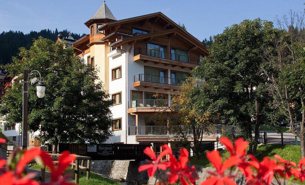 Chalet Laura Lodge Hotel مادونا دي كامبيليو المظهر الخارجي الصورة