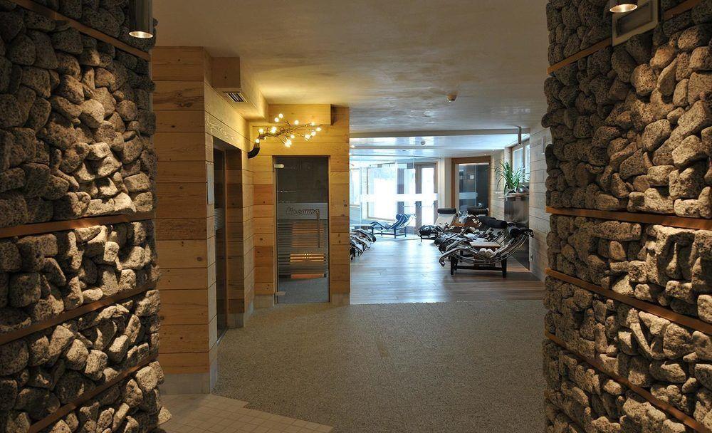 Chalet Laura Lodge Hotel مادونا دي كامبيليو المظهر الخارجي الصورة