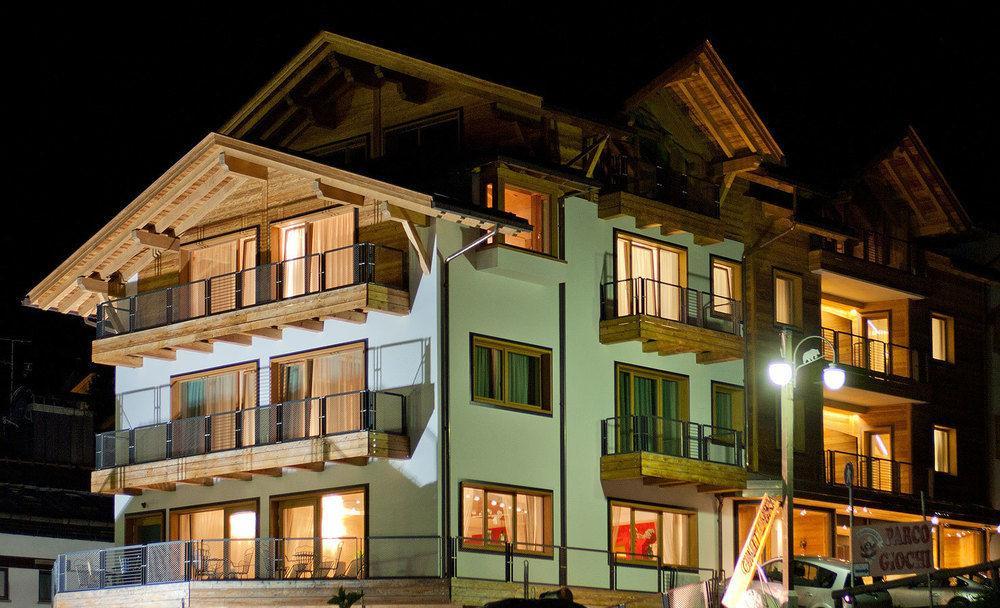 Chalet Laura Lodge Hotel مادونا دي كامبيليو المظهر الخارجي الصورة