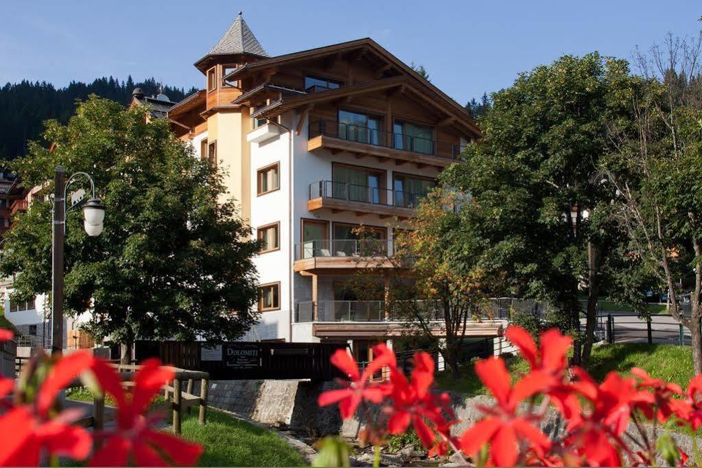 Chalet Laura Lodge Hotel مادونا دي كامبيليو المظهر الخارجي الصورة